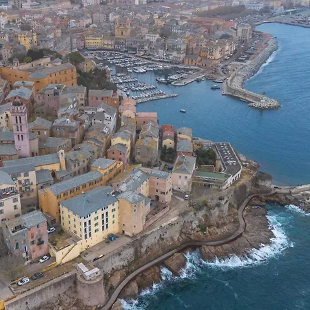 Appartement SIGNORIA au coeur de la Citadelle à Bastia  Extérieur photo